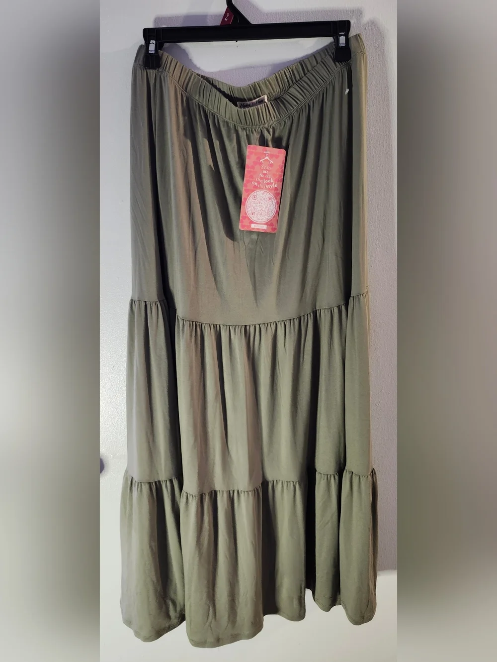 La Hearts Olive Green Tiered Maxi Skirt - Picture 4 of 6